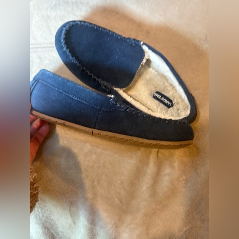 NWOB Lands' End Women's Blue Suede Moccasin Shearling Lined Slippers Size 8 - Picture 12 of 14